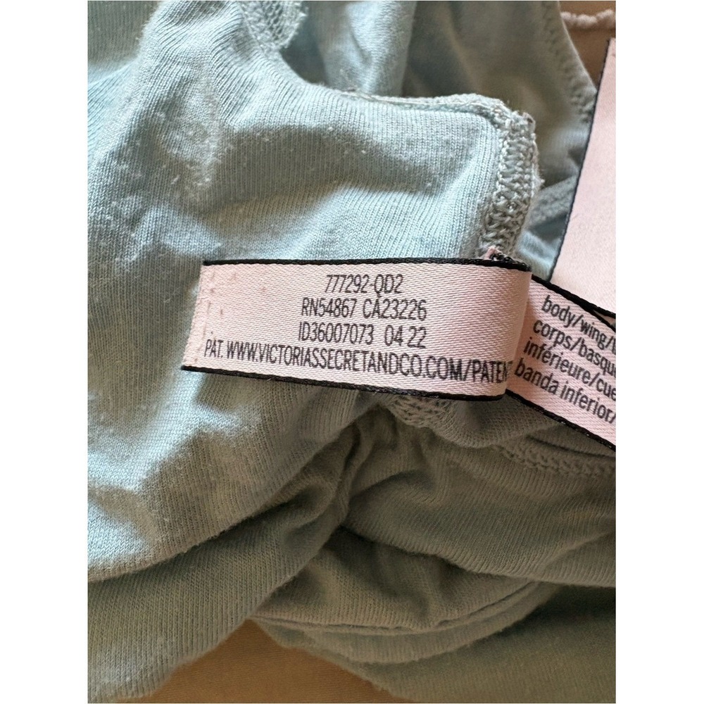 Victoria's Secret VS Bralette Bundle of 3 Coquette Soft Bras M/L - Picture 10 of 12
